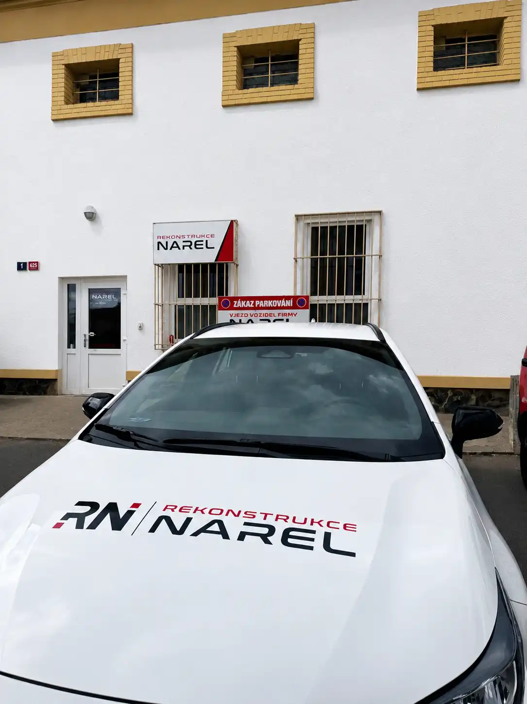 Realizace Narel